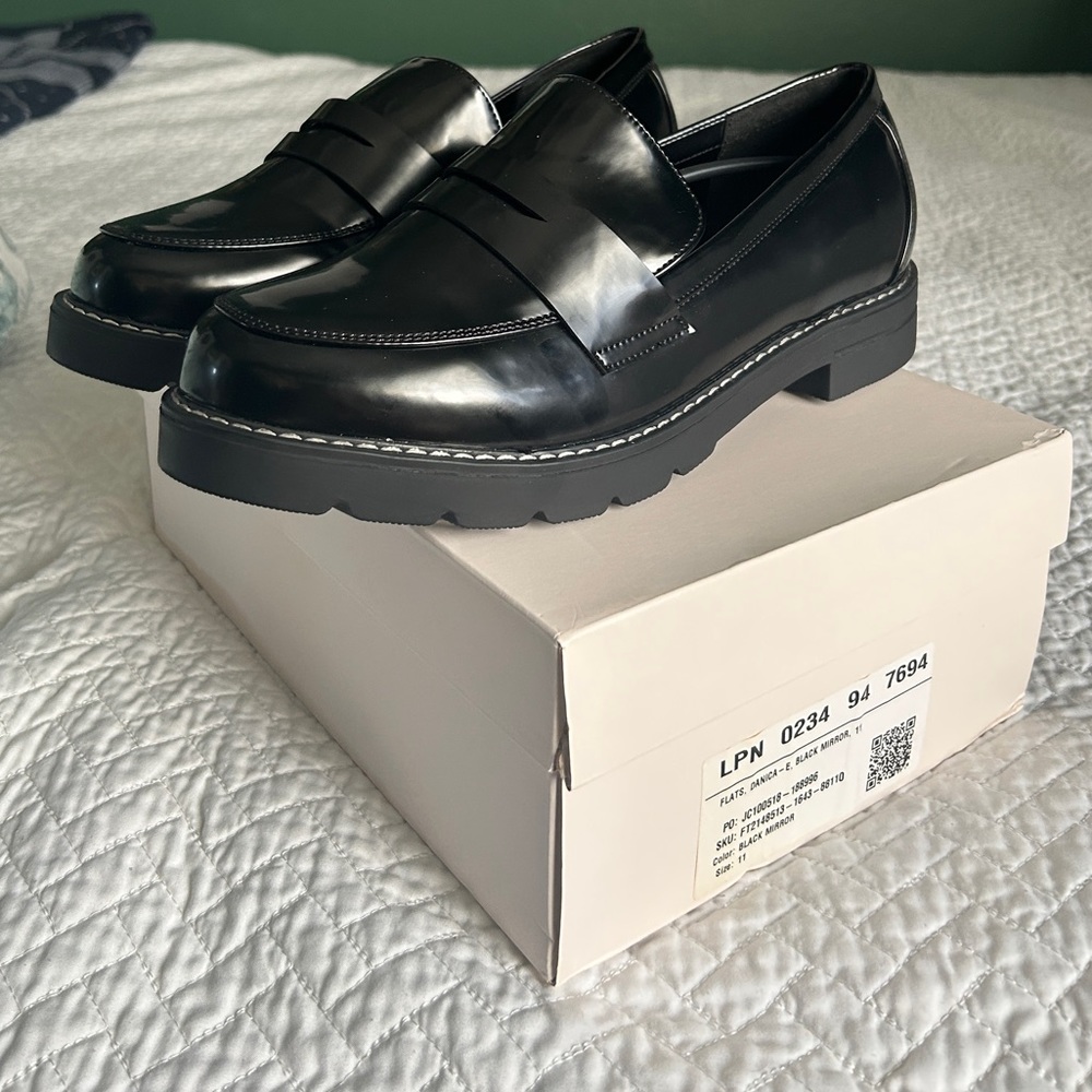 Size 11 Black mirror loafers